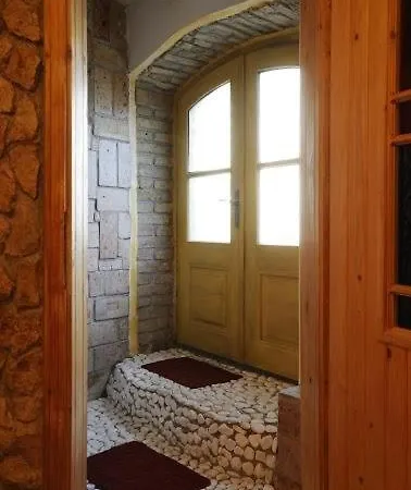 Studio Apartman Dijana *